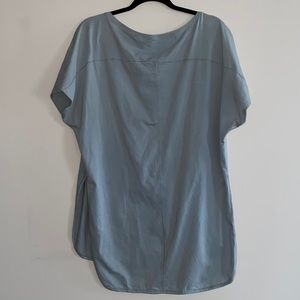 NWOT- Short Sleeve Top